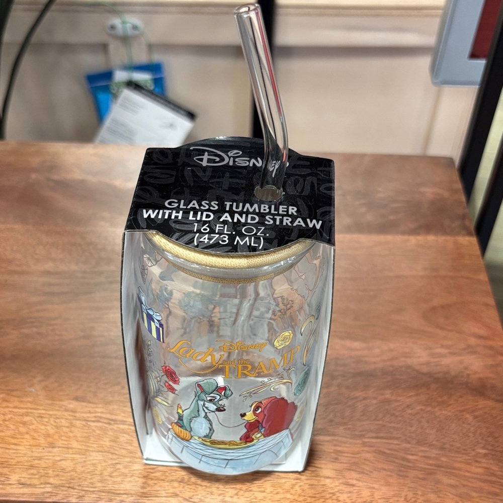Lady and the tramp glass tumbler with straw set of two NEW
